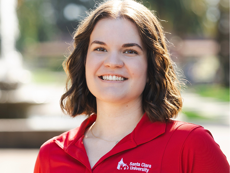 Julia Kovatch headshot