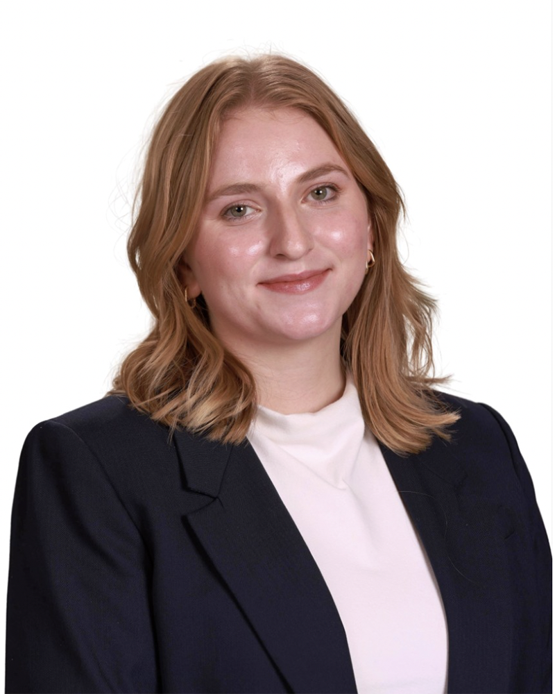 Katerina Gill headshot