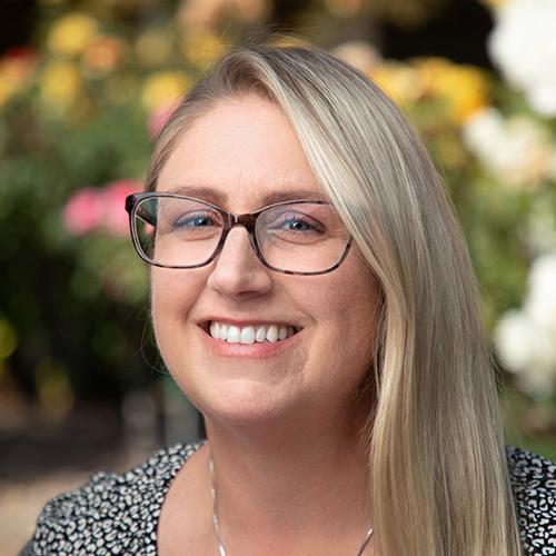 Jessica Szyndrowski headshot