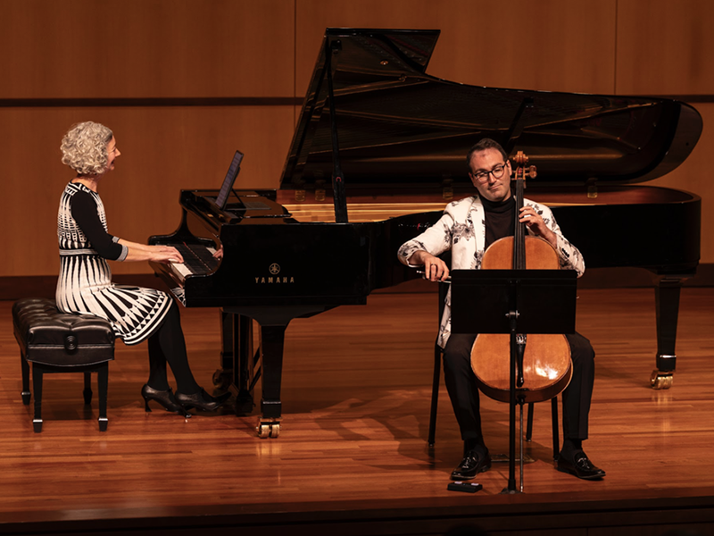 Amy Zanrosso plays the piano and Evan Kahn plays the cello as a part of a Music @ Noon class on Wednesday, April 29, 2026 at the Music and Dance Facility’s recital hall. (Nina Glick/The Santa Clara)