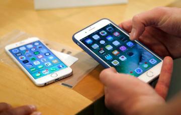 Apple iPhone