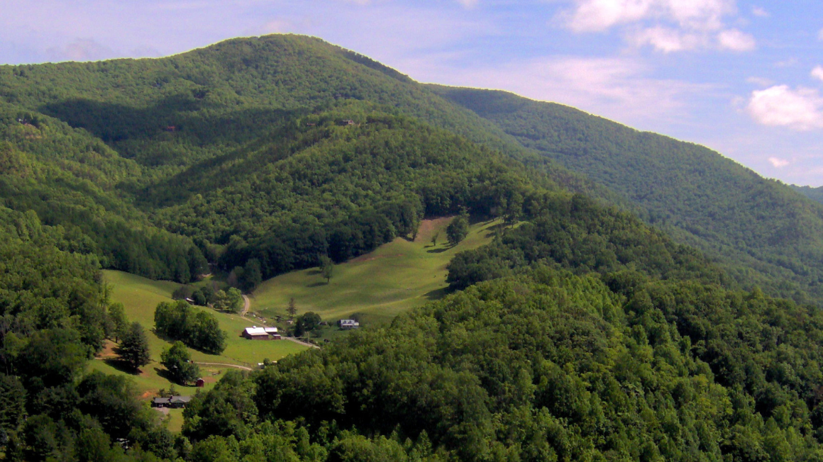 Appalachia green mountains 