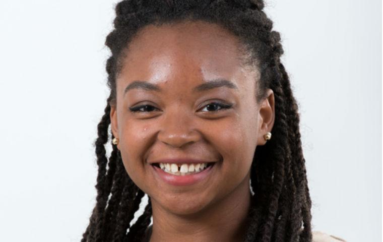 Deja Thomas 17 image link to story