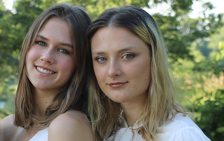 Photo of Santa Clara University freshman Grace Yonkers-Talz 24, left, and sister Sophie Yonkers-Talz 23. 