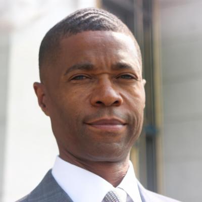 Smith Derek Headshot Image