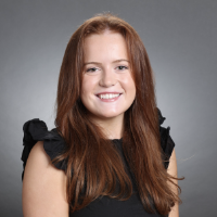 Maggie Junkins Headshot 200 x 200