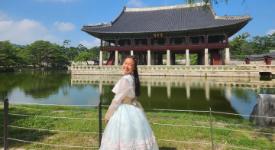 Jasmine Lam Photo 1