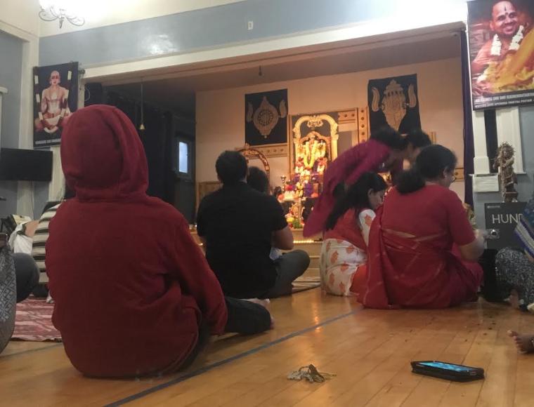 Shri Krishna Vrundavana Raghavendra Sthothra Service, San Jose. Photo by Mireya Villarreal 