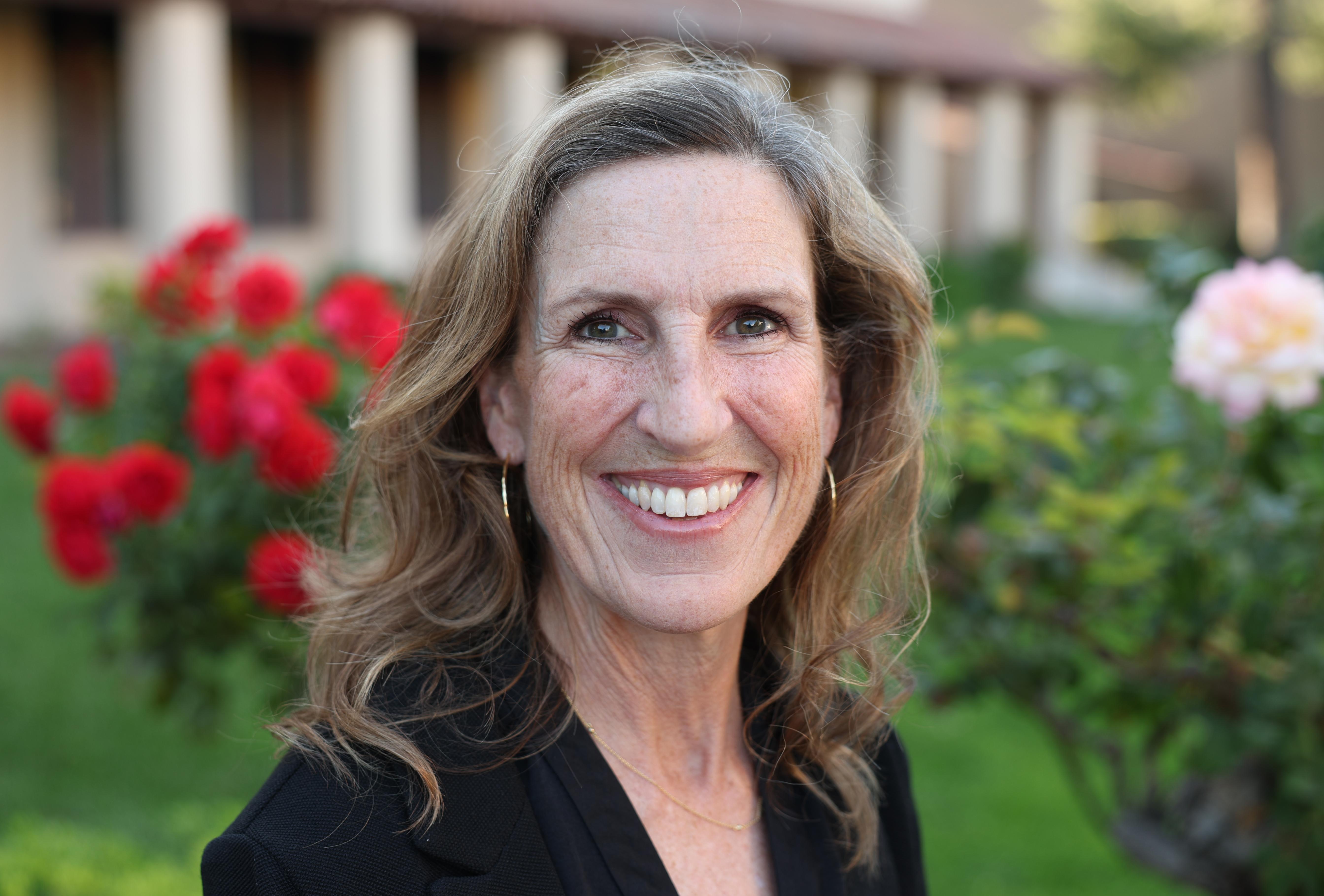 Pam OSullivan Headshot
