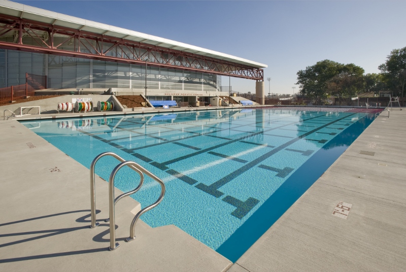 image of the Sullivan Aquatic Center