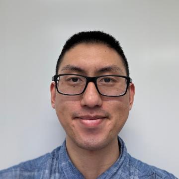 Headshot of Davis Fang