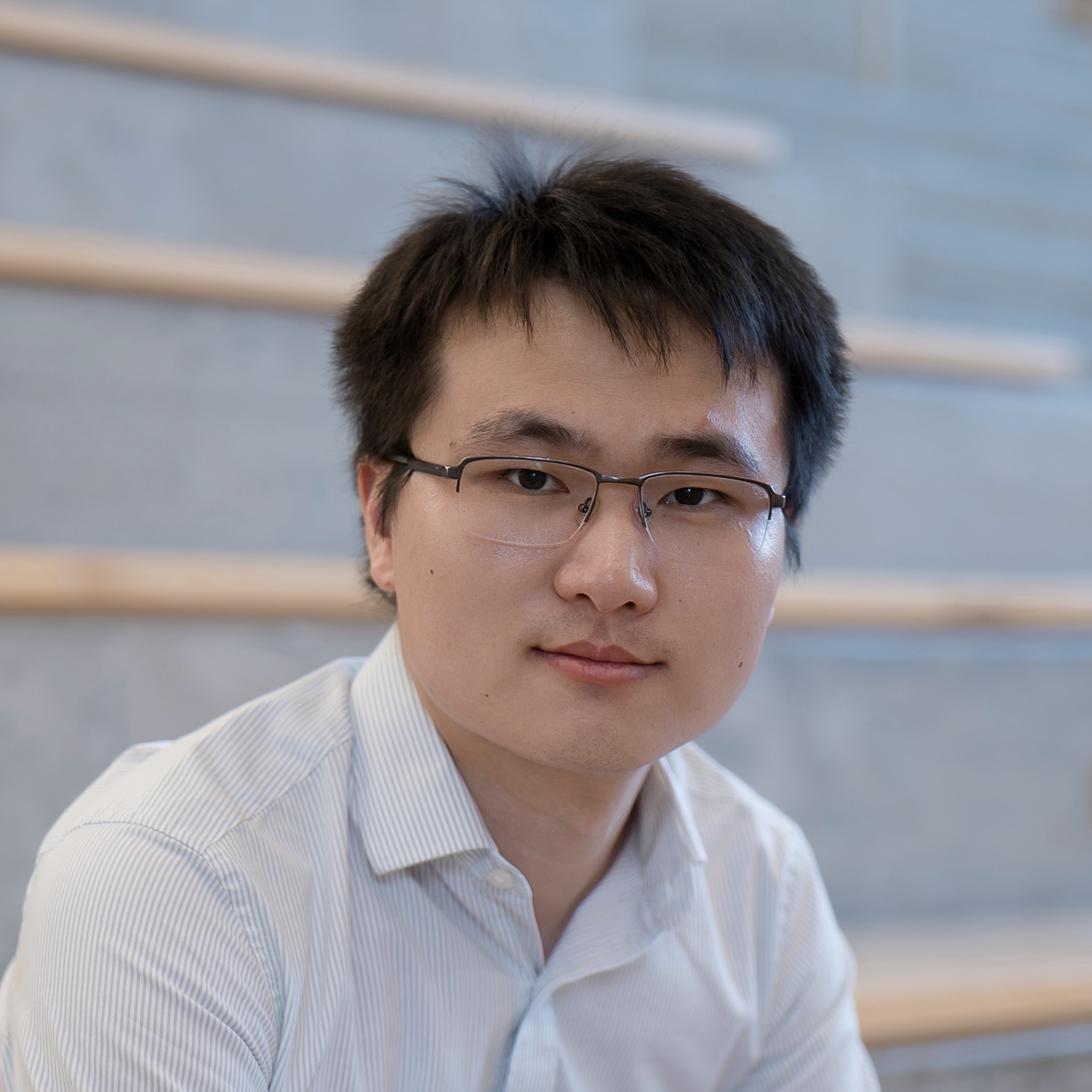 Dr. Xiao Li 